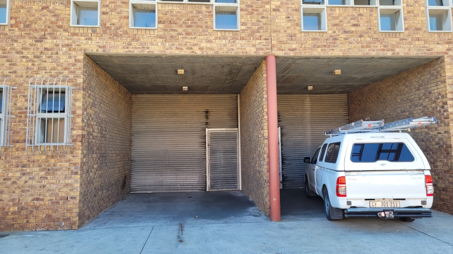To Let Commercial Property for Rent in Montague Gardens Western Cape